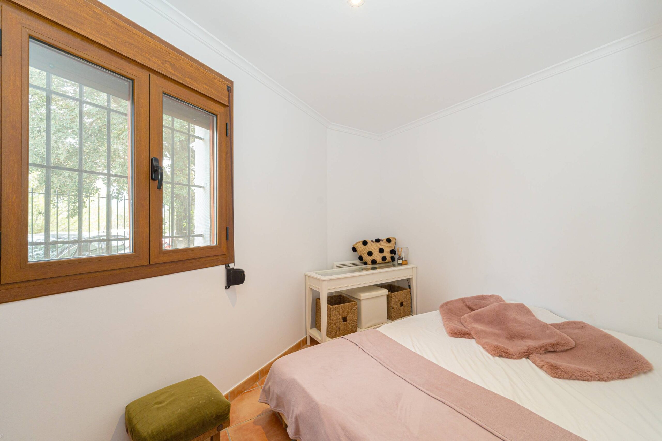 Villa de 4 dormitorios a la venta en Alcalalí