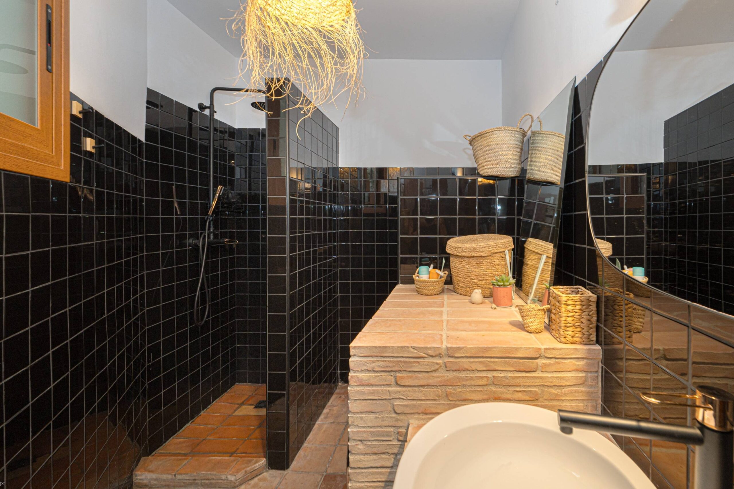 Villa de 4 dormitorios a la venta en Alcalalí