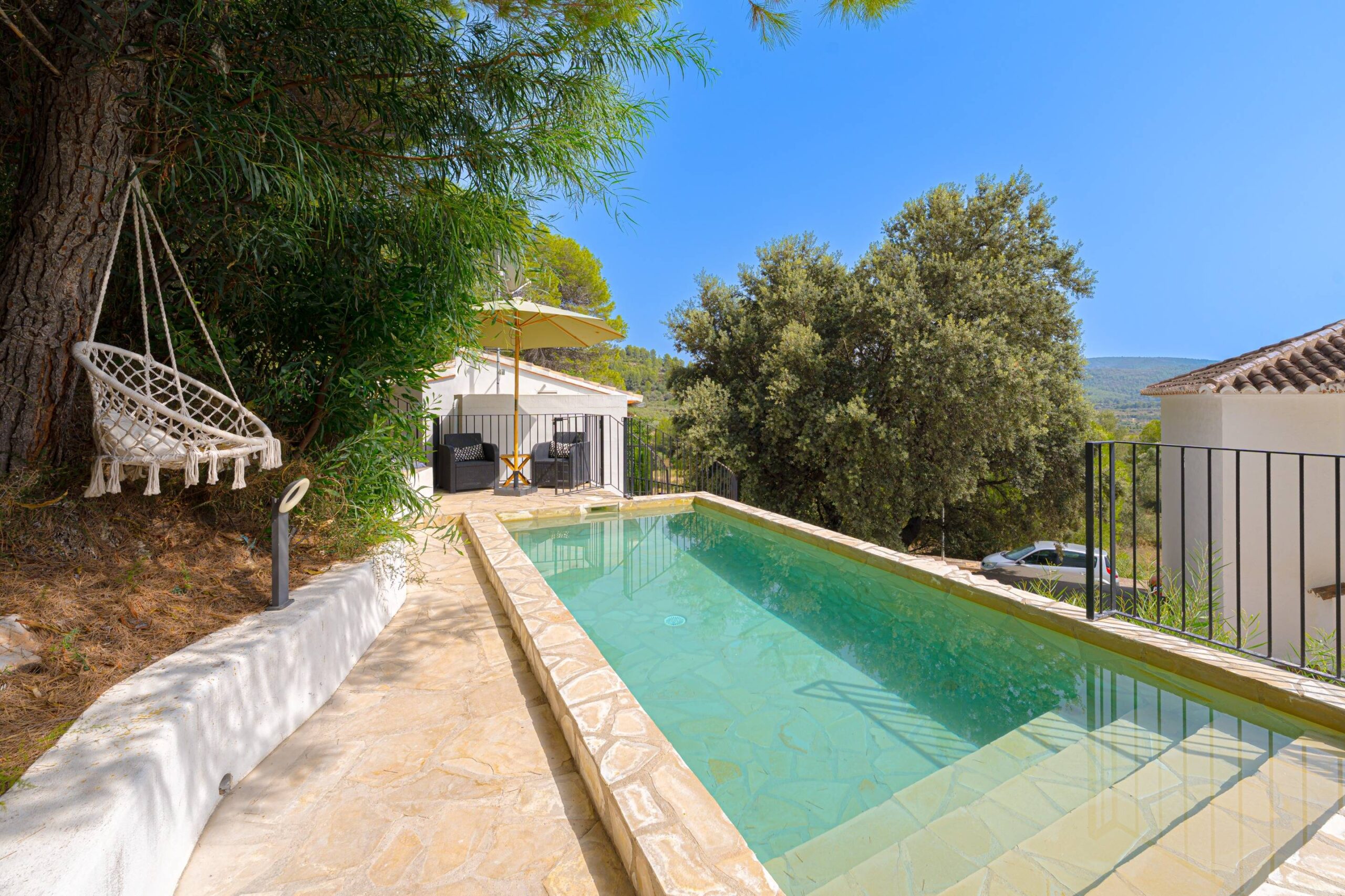 Villa de 4 dormitorios a la venta en Alcalalí