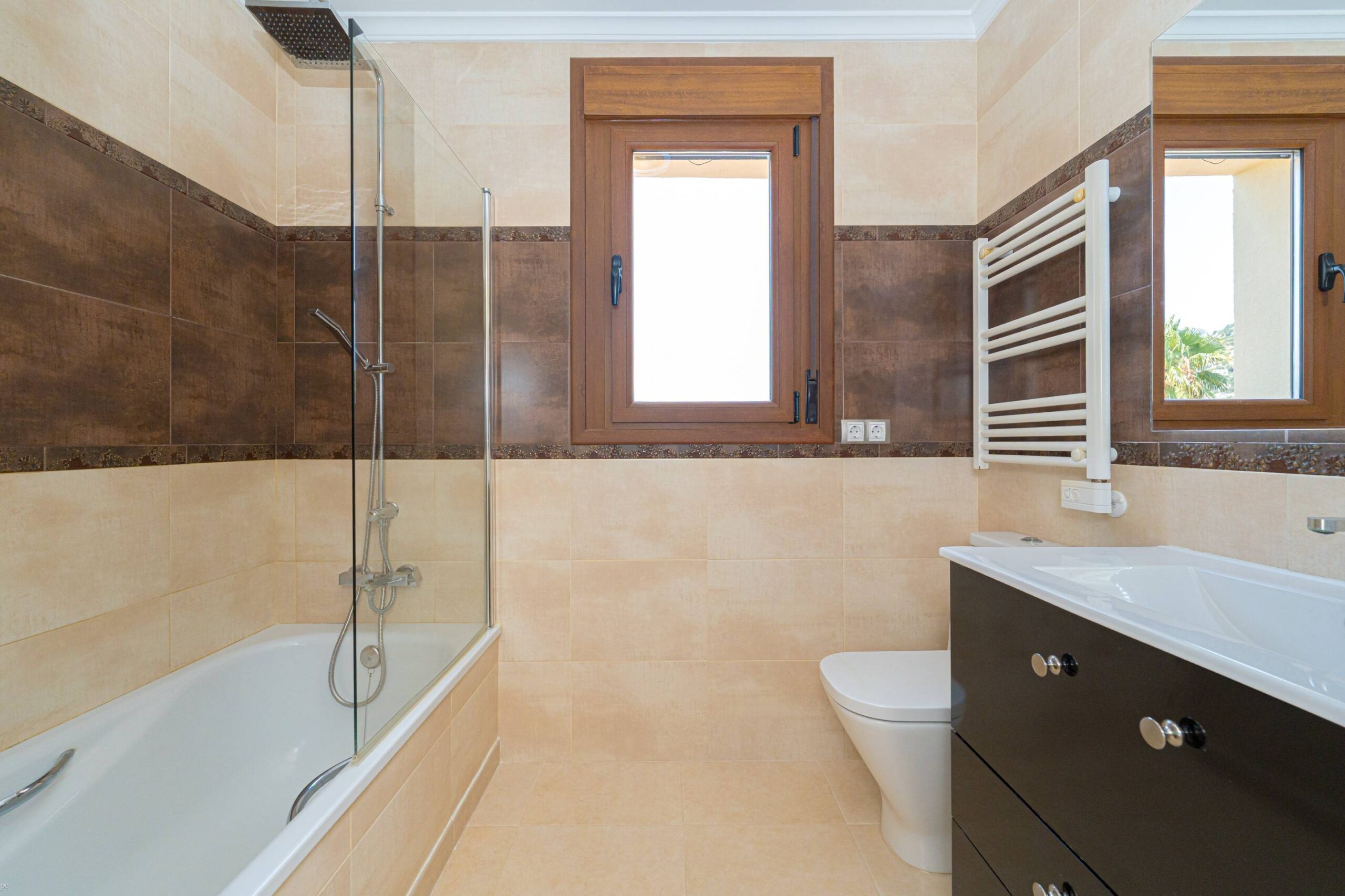 Villa a la venta en excelentes condiciones en Alcalalí