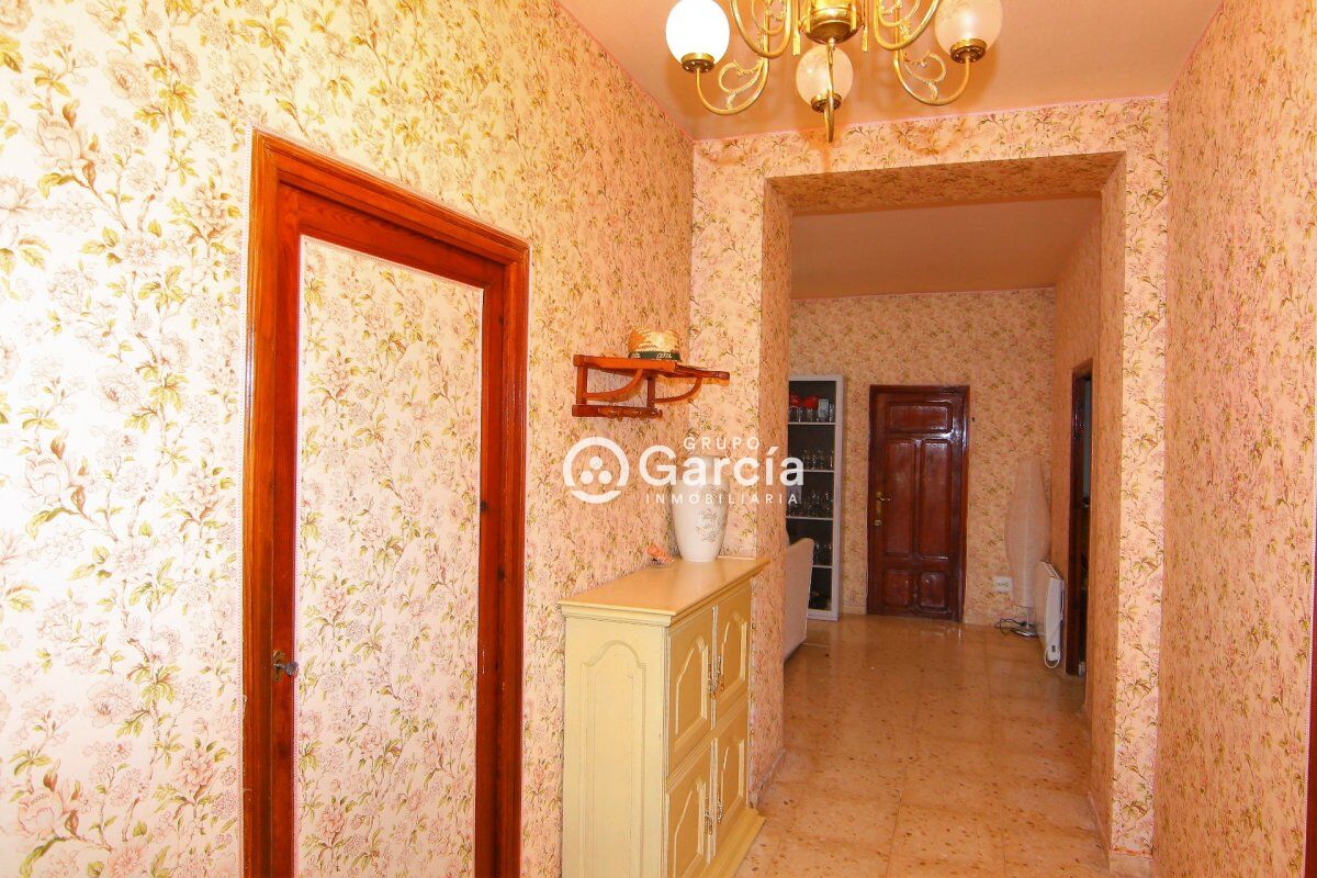 AMPLIA VILLA A LA VENTA EN PEDREGUER GV2018585-A