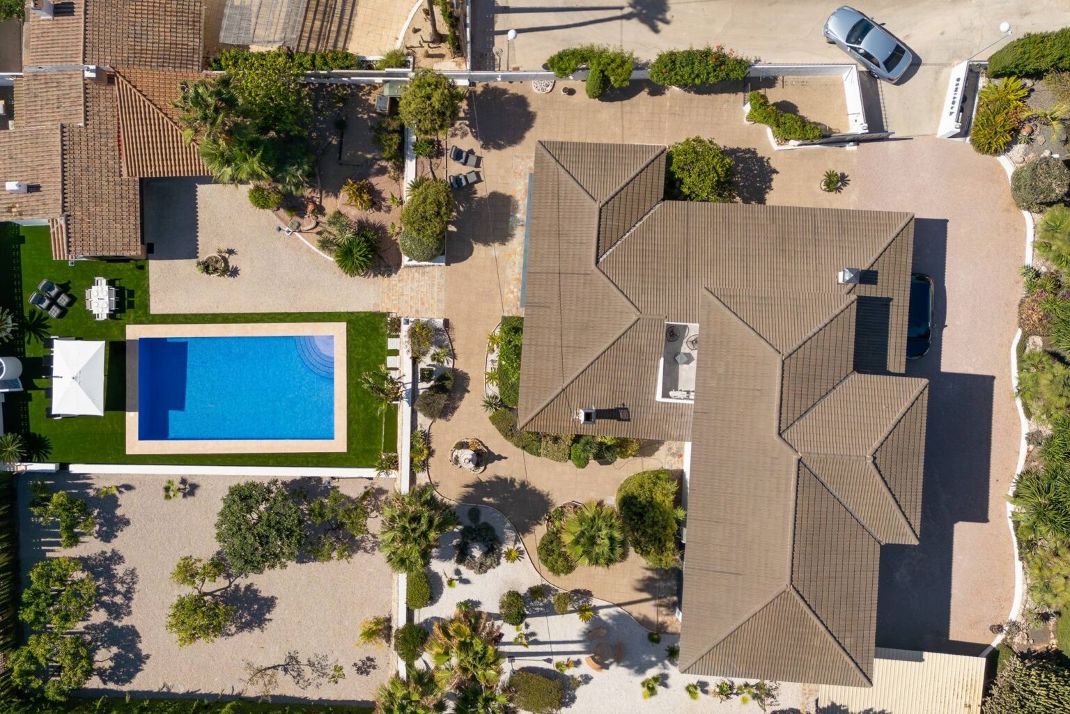 Villa de Prestigio con Vistas al Mar y Espacios Exteriores Excepcionales en Calpe