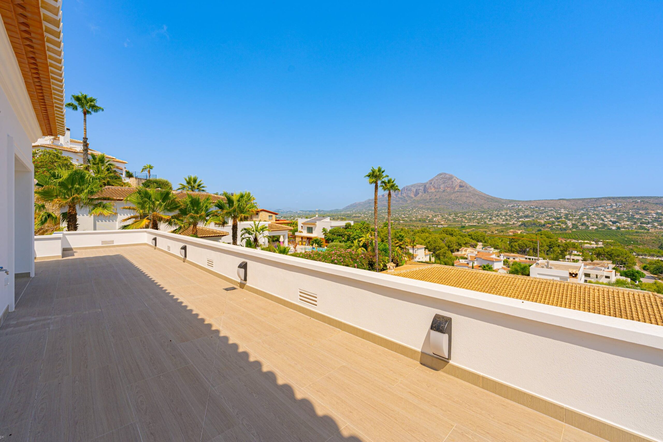 Villa Luna. Nueva villa de lujo en venta en Jávea