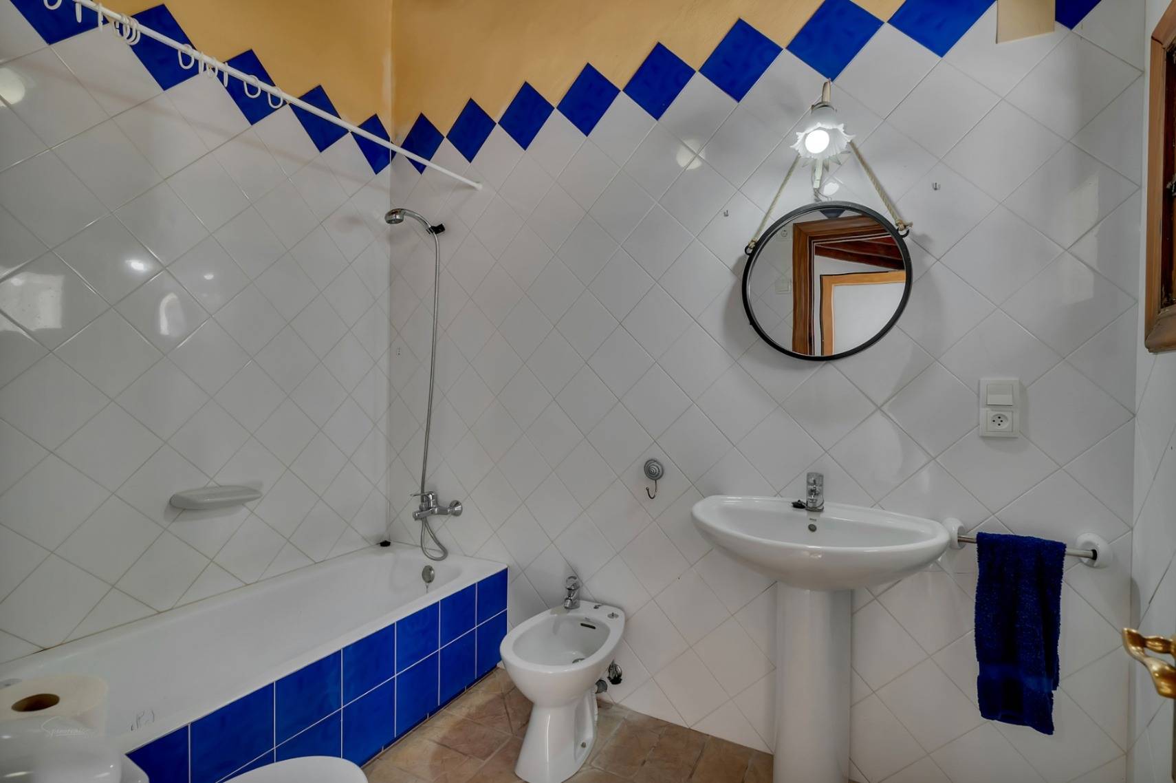 Villa familiar mediterránea con bonitas vistas en venta en Jávea