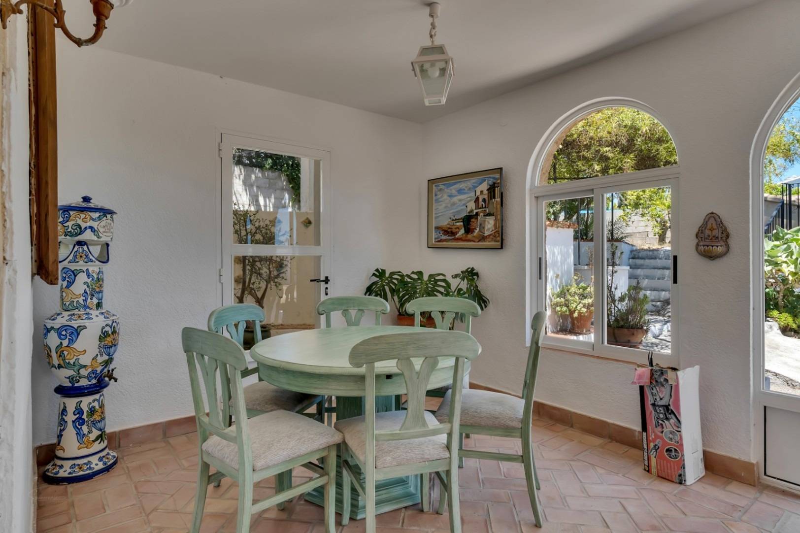 Villa familiar mediterránea con bonitas vistas en venta en Jávea