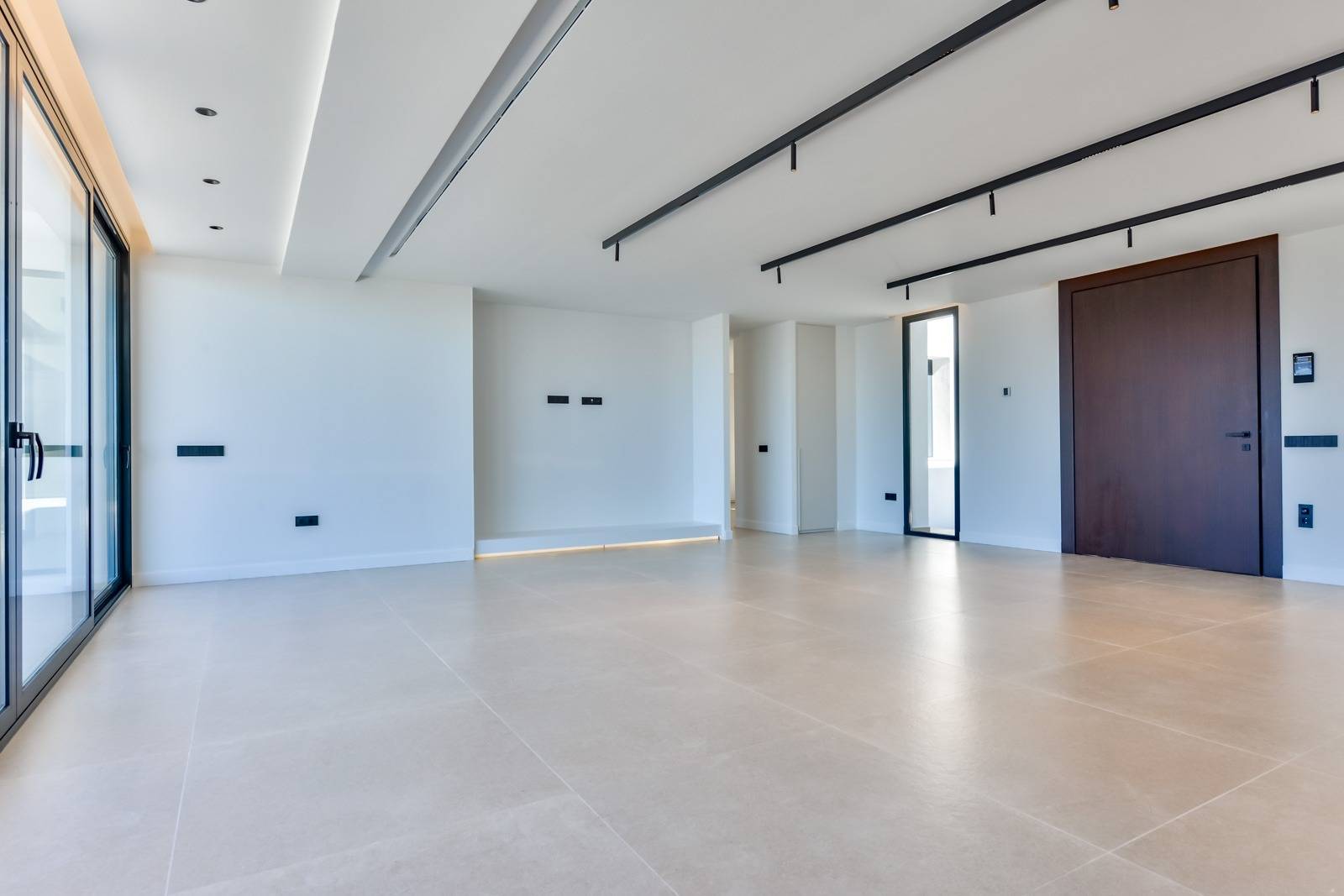 Villa Salónica. Villa contemporánea con excepcionales vistas al mar en venta en Altea Hills.