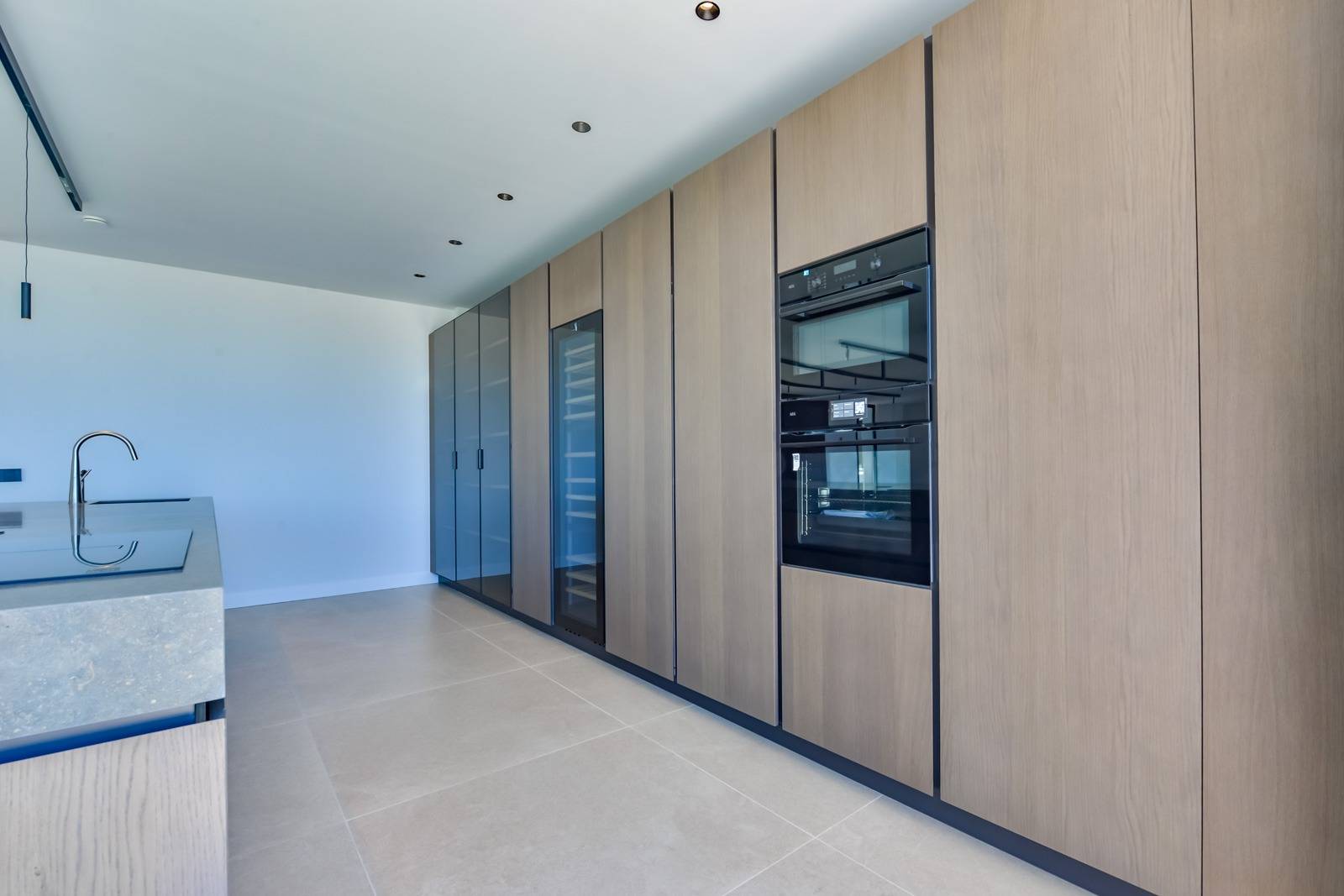 Villa Salónica. Villa contemporánea con excepcionales vistas al mar en venta en Altea Hills.