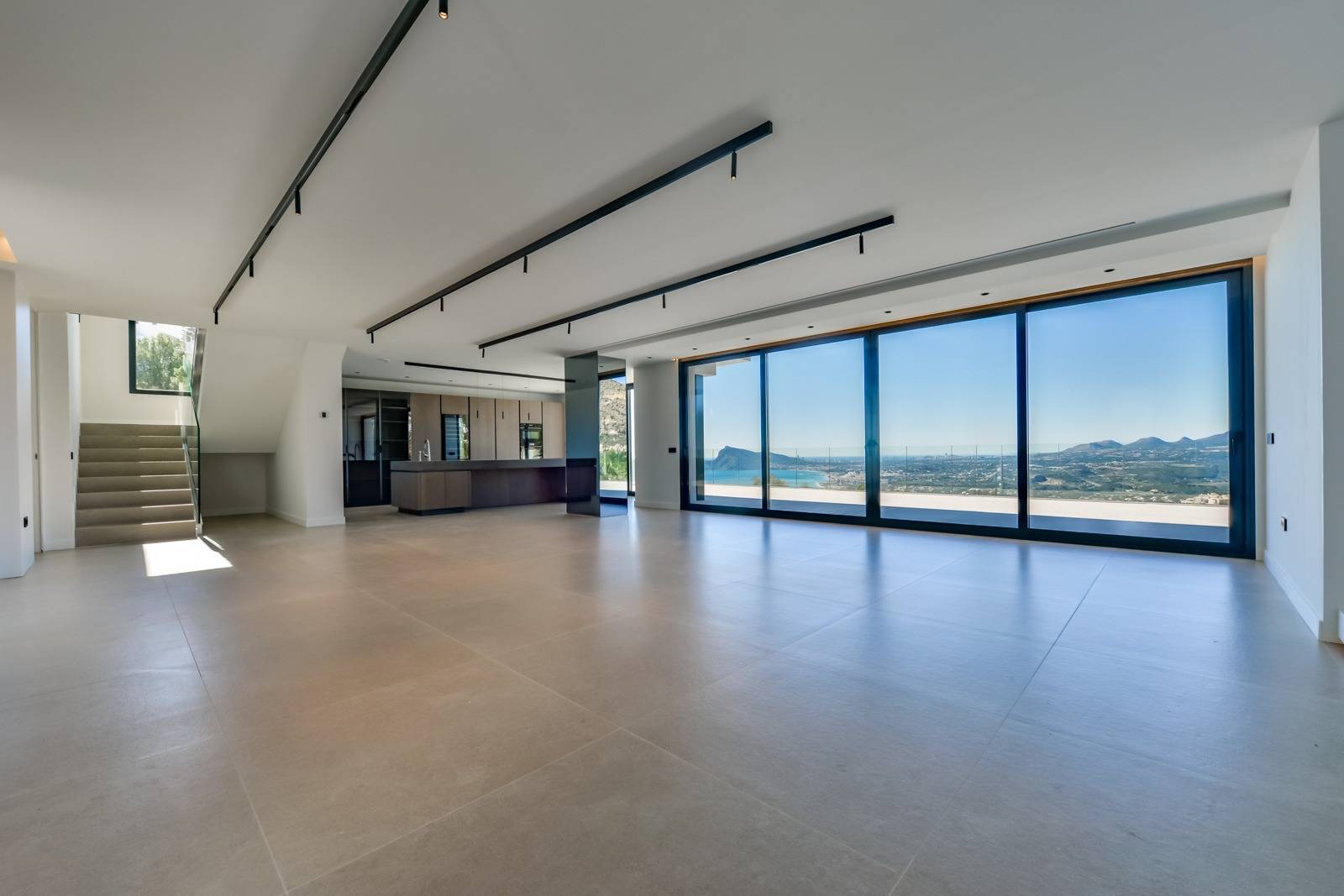 Villa Salónica. Villa contemporánea con excepcionales vistas al mar en venta en Altea Hills.