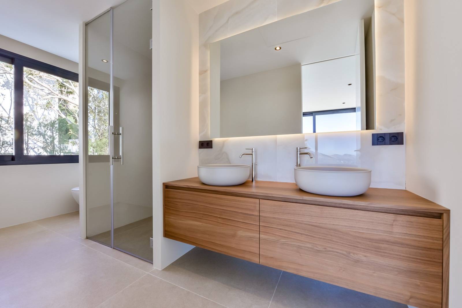 Villa Salónica. Villa contemporánea con excepcionales vistas al mar en venta en Altea Hills.