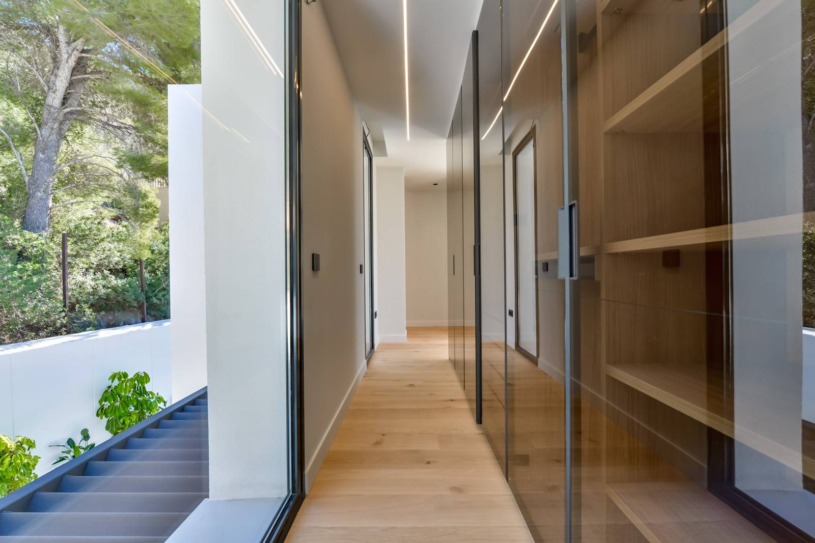 Villa Salónica. Villa contemporánea con excepcionales vistas al mar en venta en Altea Hills.