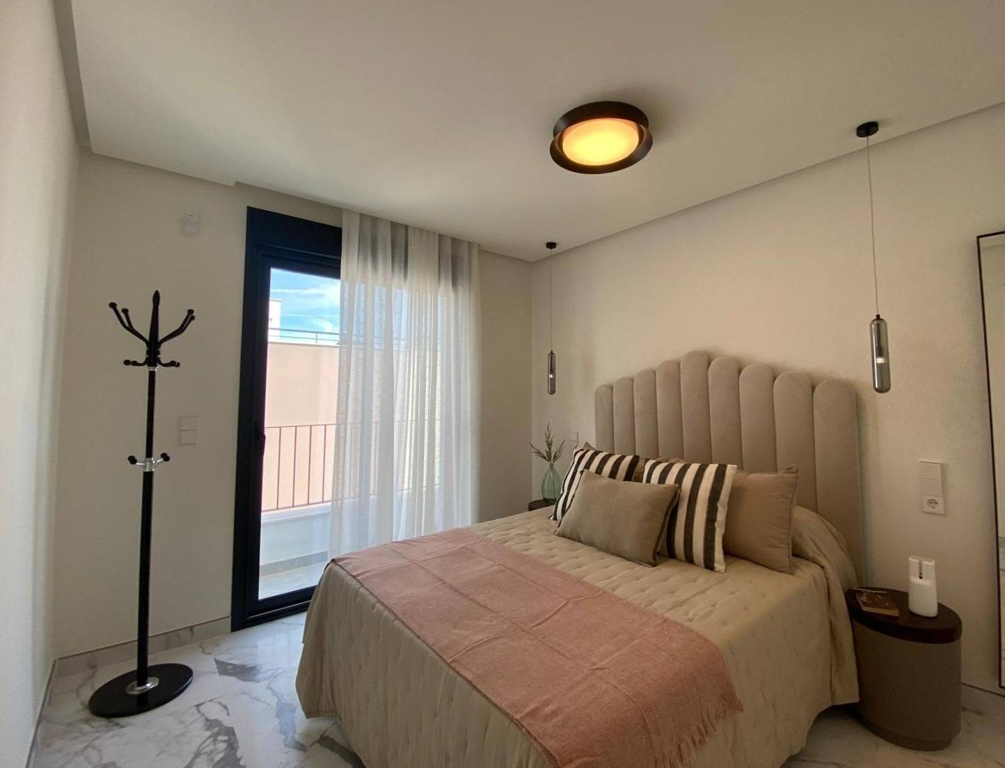Villa en venta en Denia con piscina comunitaria