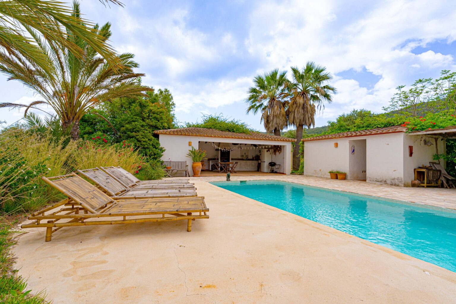 Finca Helena. Finca en venta en Jalón