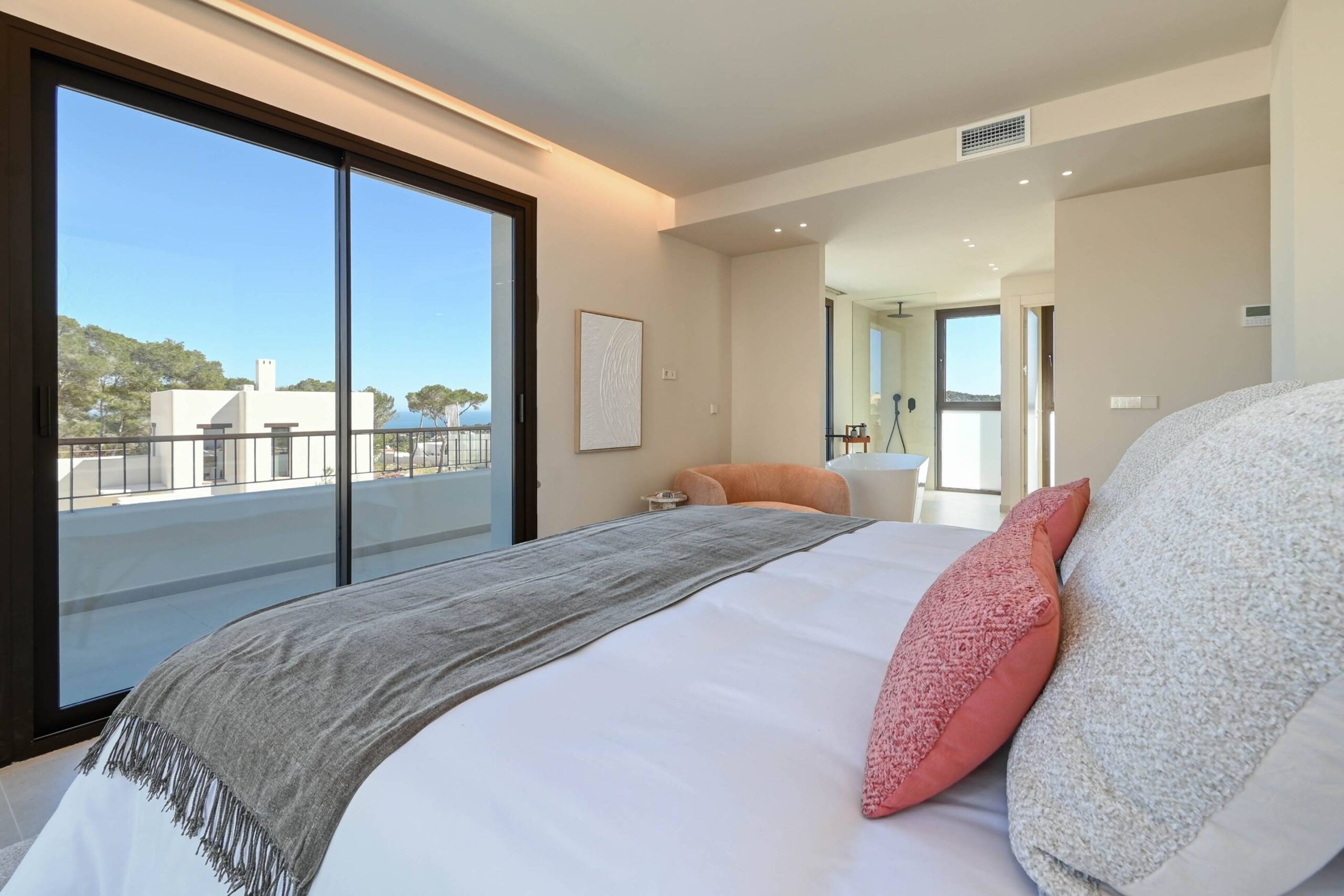 Fantástica villa de nueva construcción a la venta en Moraira