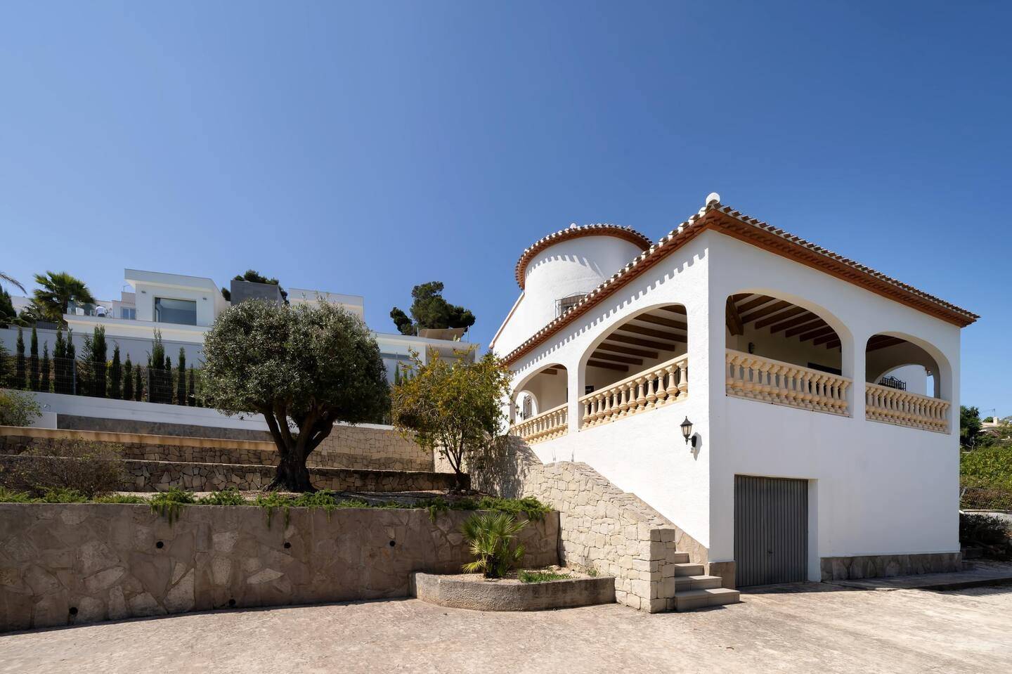 Villa Tetuana. Villa con vistas al mar en venta en Jávea